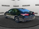 2020 Toyota Camry SE image 3