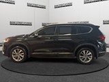 2019 Hyundai Santa Fe Preferred 2.0 w/Panoramic Sunroof & Dark Chrome Accents (A8) image 2