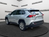 2023 Toyota RAV4 XLE image 3
