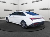 2024 Hyundai Elantra Essential image 3
