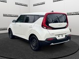 2022 Kia Soul EX image 3