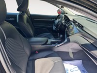 2020 Toyota Camry SE Auto