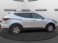2017 Hyundai Santa Fe Sport FWD 4dr 2.4L