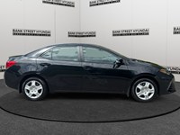 2017 Toyota Corolla 4dr Sdn CVT CE