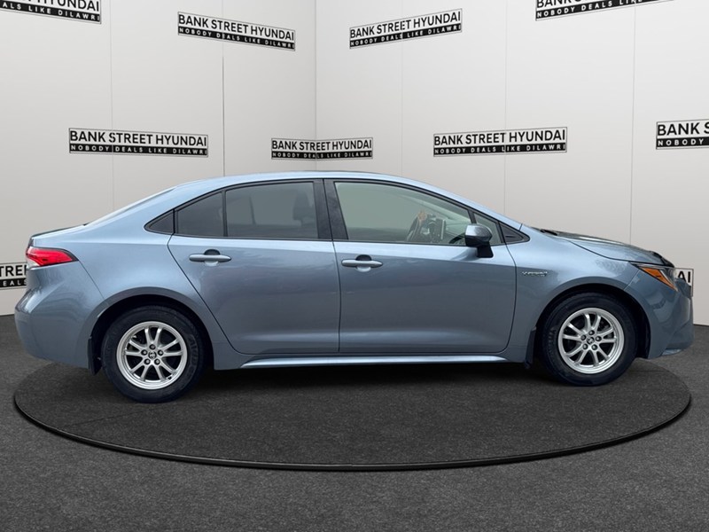 2020 Toyota Corolla Hybrid Premium CVT