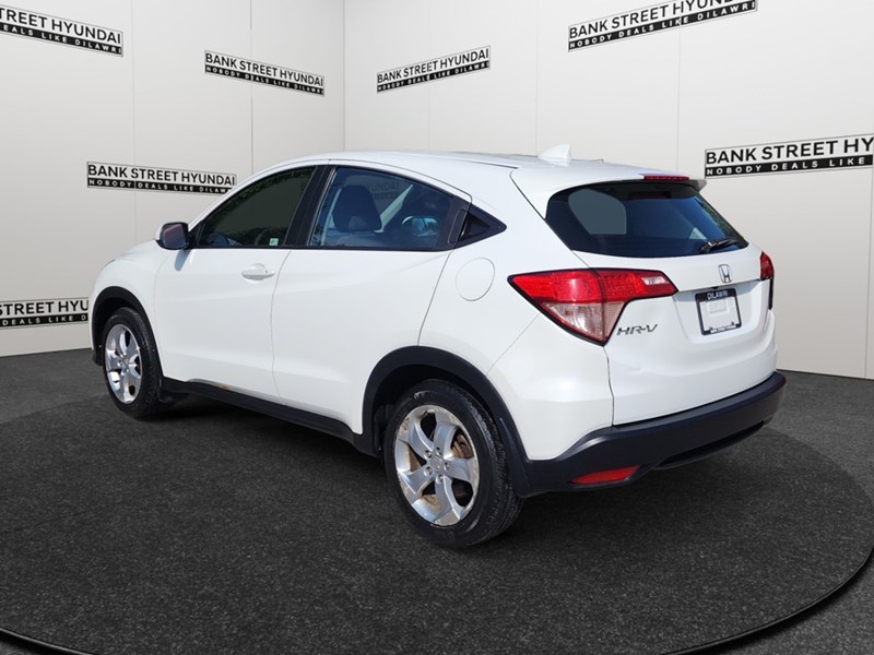 2016 Honda HR-V 2WD 4dr CVT LX