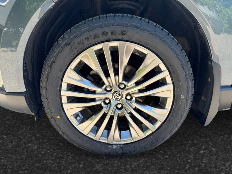 2021 Toyota Venza LIMITED AWD