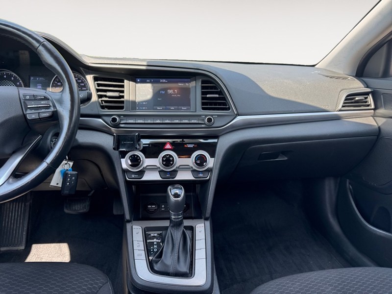 2019 Hyundai Elantra Preferred Auto