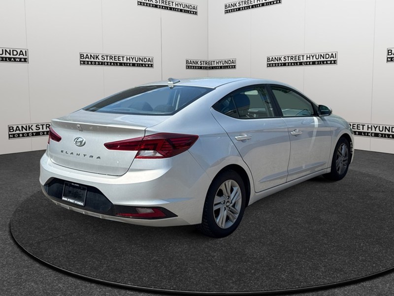 2019 Hyundai Elantra Preferred Auto