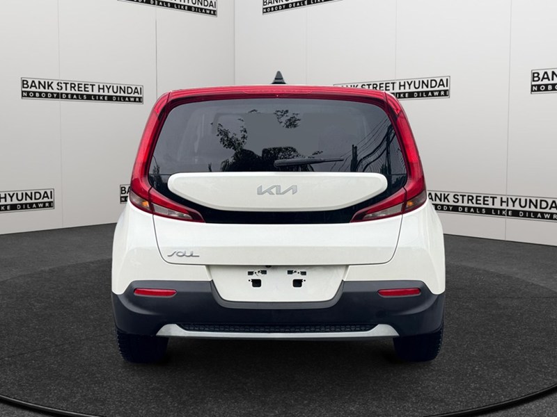 2022 Kia Soul EX IVT