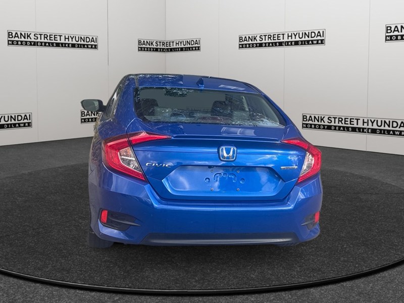 2018 Honda Civic Touring CVT