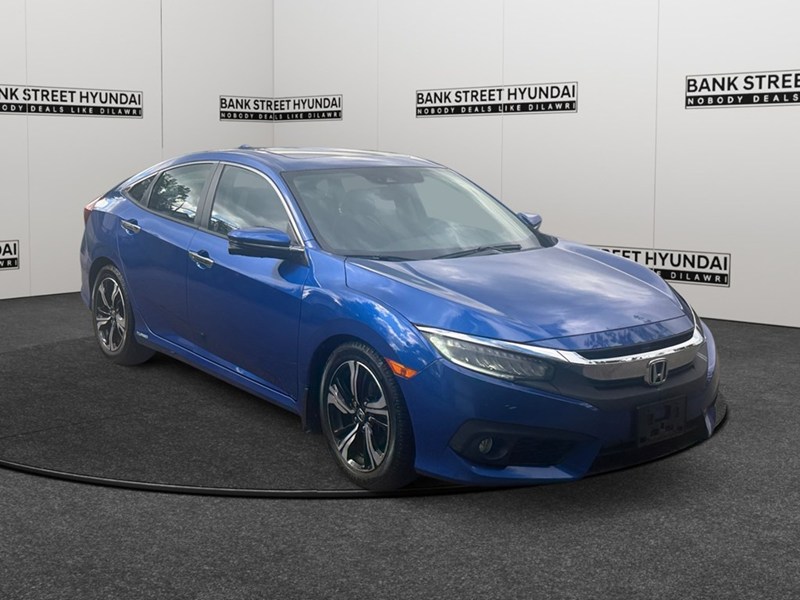 2018 Honda Civic Touring CVT