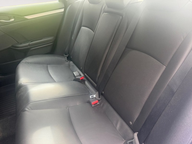 2018 Honda Civic Touring CVT